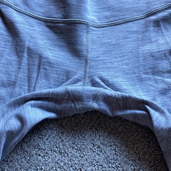 Lululemon - Wunder Under - Luon - Size 4 - Picture 4 of 4